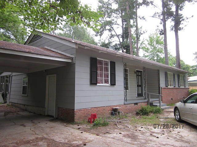 2nd image of 367 Meadow Ln