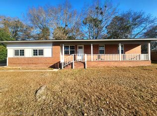 1002 Mockingbird Ln, Nacogdoches, TX 75964
