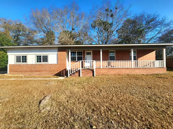 1002 Mockingbird Ln, Nacogdoches, TX 75964