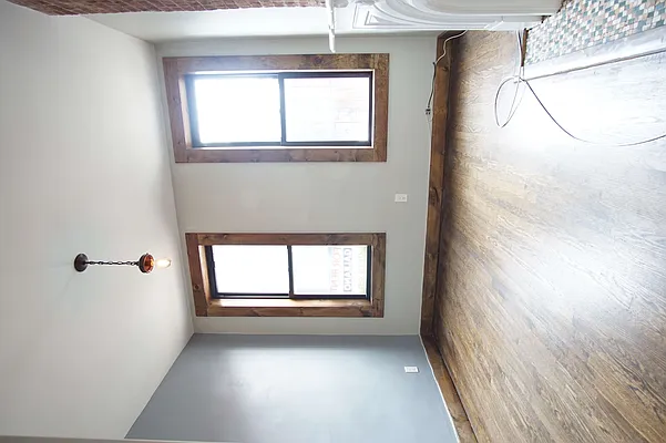 Rented by Lofts and Flats LLC | media 4