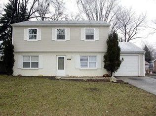 524 Spruce Rd, Bolingbrook, IL 60440