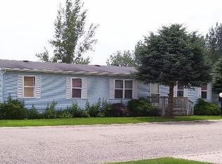 109 Cardinal Ln, Sandwich, IL 60548