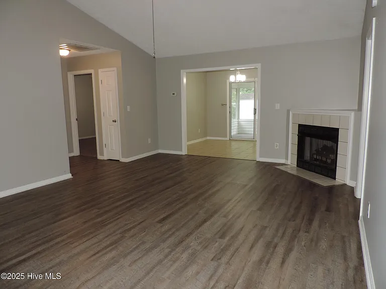 5801 County Line Rd — Photo 5