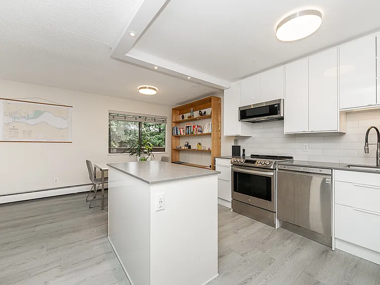 310 E 3rd St #309 — Photo 6