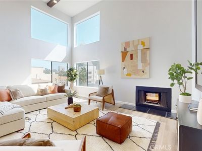 11558 Rochester Ave APT 301, Los Angeles, CA, 90025
