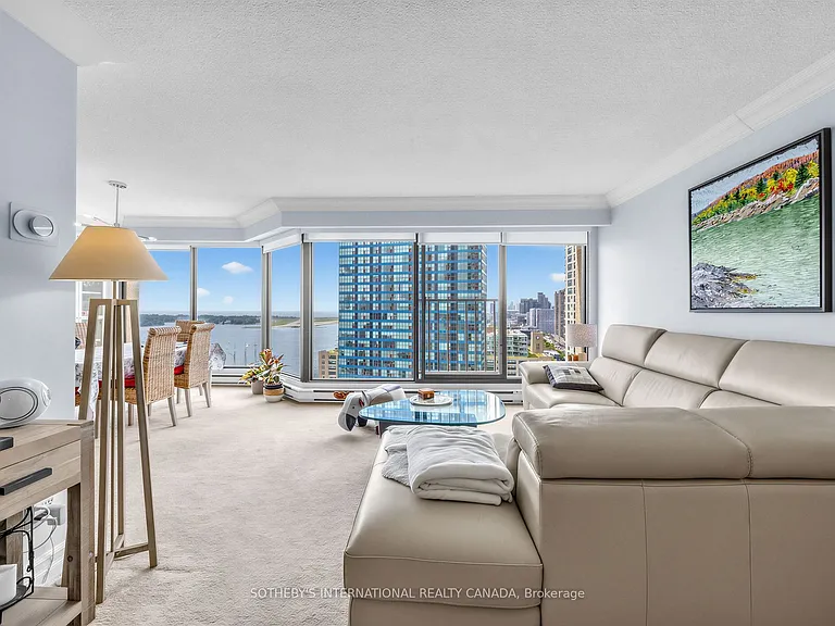 65 Harbour Sq #2104 — Photo 5