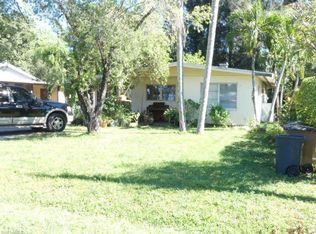 565 Carolina Ave, Fort Myers, FL 33905