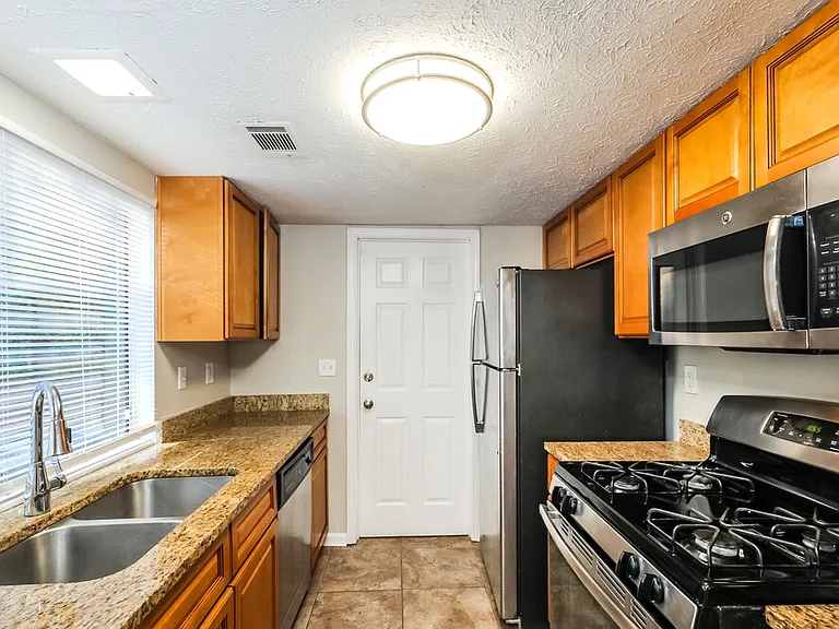 8754 Edenton Way — Photo 11