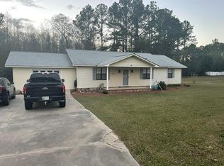 223 Quarter Horse Trl, Douglas, GA 31533