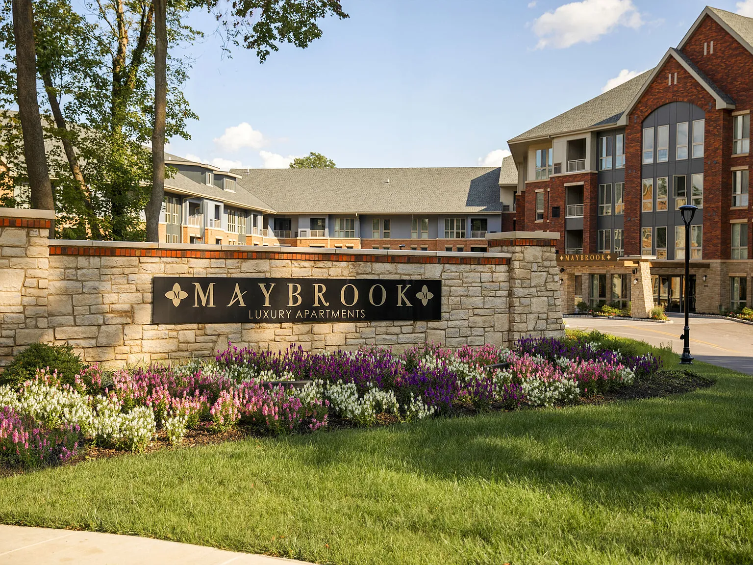 Maybrook — Photo 1