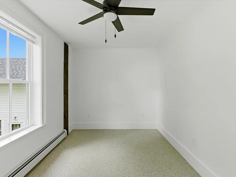 16 Central St #4 — Photo 17