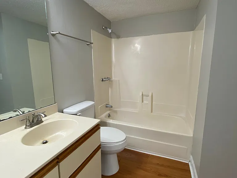 1100 Wheat St #103 — Photo 8
