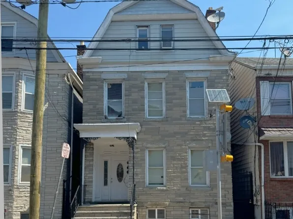 295 Walnut St, Newark City, NJ 07105