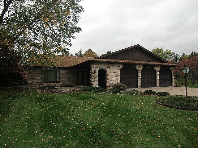 1st image of 4202 Kinglet Cir