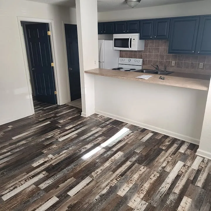 2228 S Oliver Ave #107