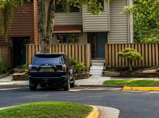 1922 Winterport Cluster, Reston, VA 20191