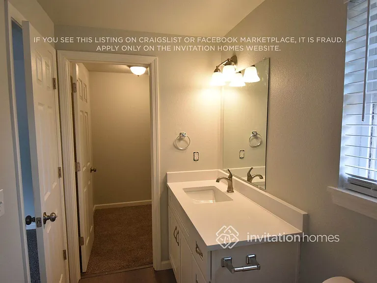 3700 Arbor Dr SE — Photo 10