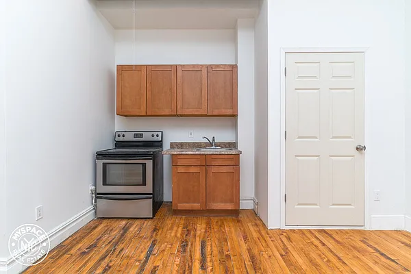 Rented by MySpaceNYC | media 4