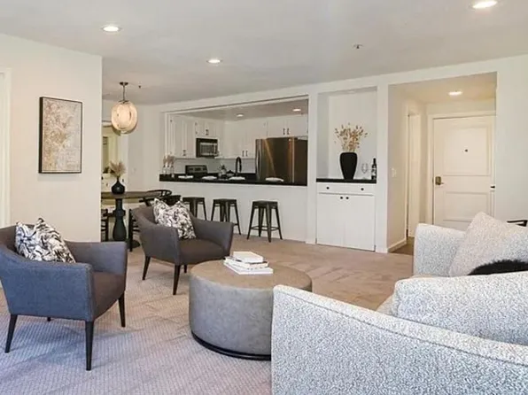 880 W 1st St APT 211, Los Angeles, CA 90012