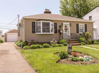 57 Polk St, Freeport, NY