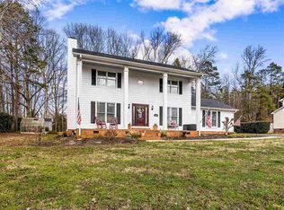 44 Dorchester Dr, Chesnee, SC 29323