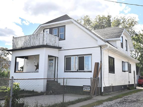 3rd image of 3916 Sheridan Rd