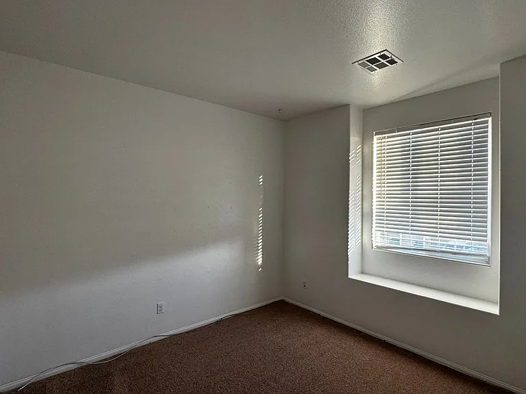 8425 Trudeau Ave — Photo 12