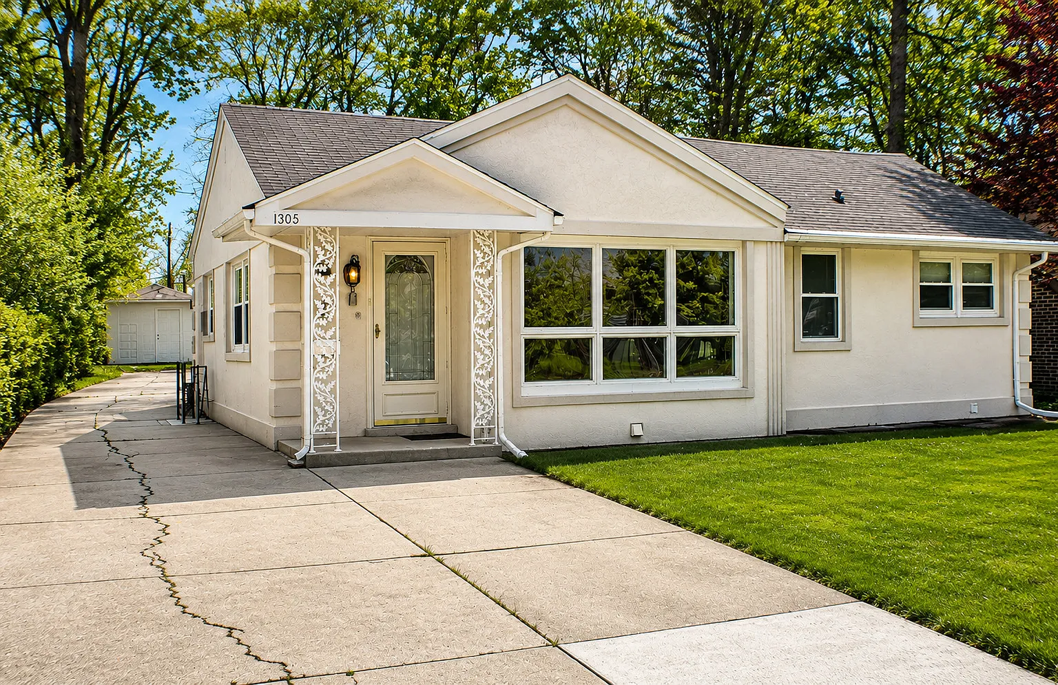 3 bed, $3,350 — Photo 2