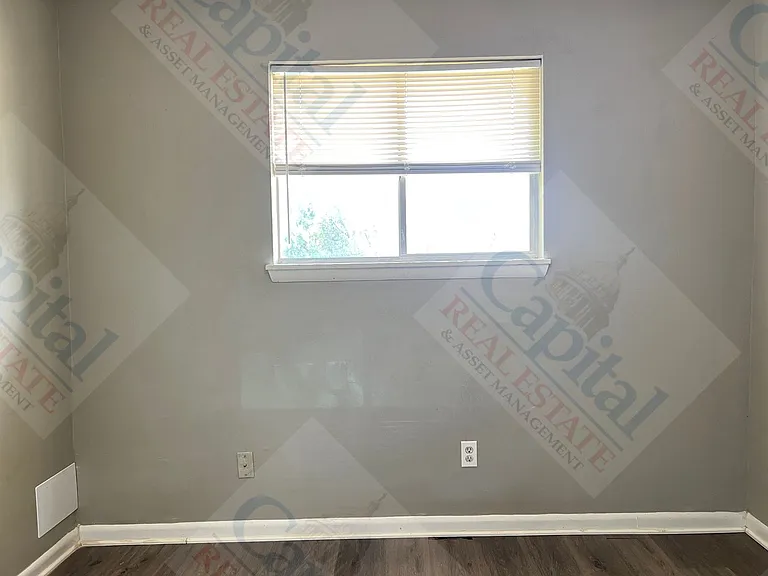 402 W Curtis Dr — Photo 16
