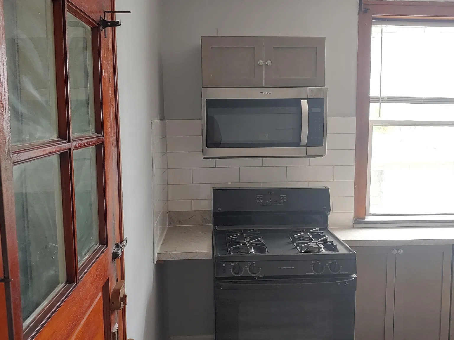 1 bed, 1100 sqft, $2,250 — Photo 3