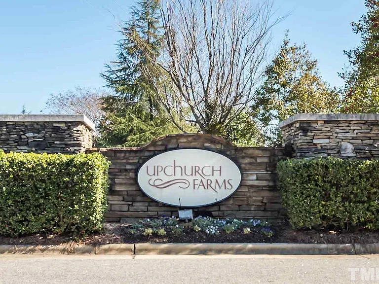 268 Joshua Glen Ln — Photo 19