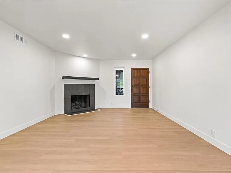 Pepper Dr — Photo 3