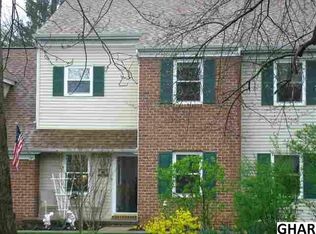 9 E 1st St, Boiling Springs, PA 17007