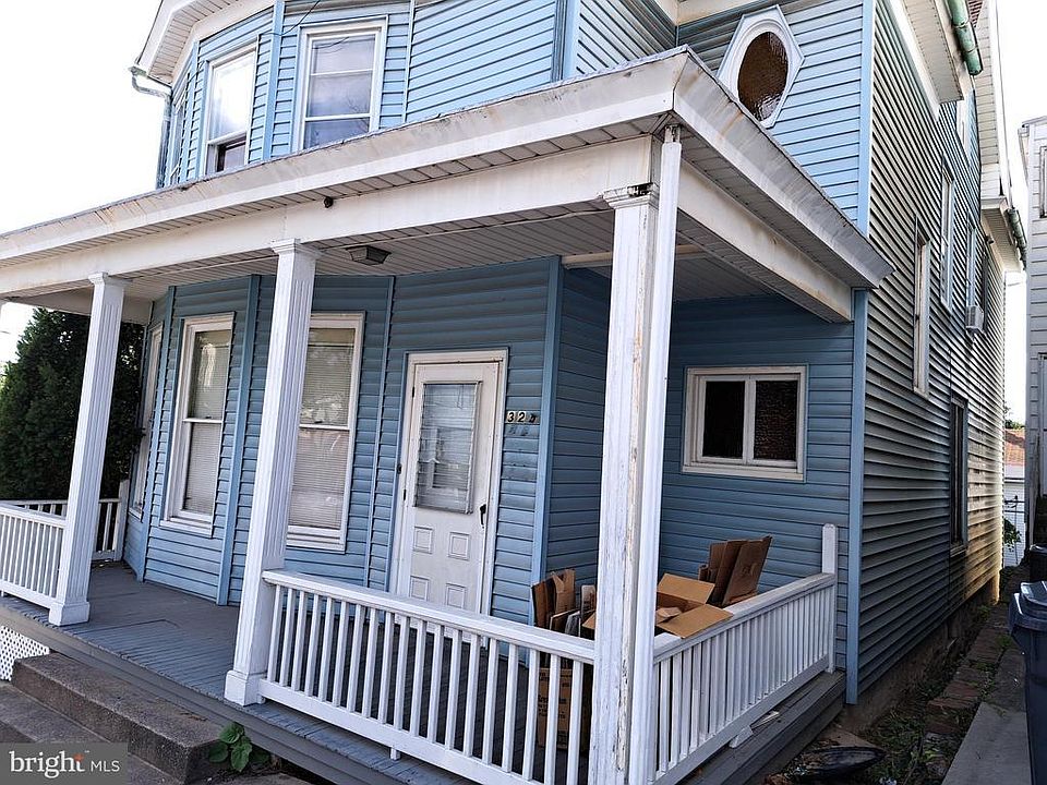 1st image of 325 Locust St