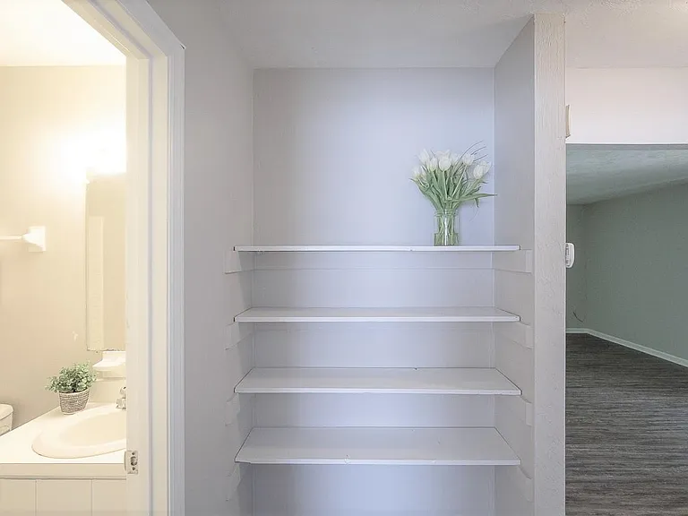 671 Holyoke Ct #C — Photo 2