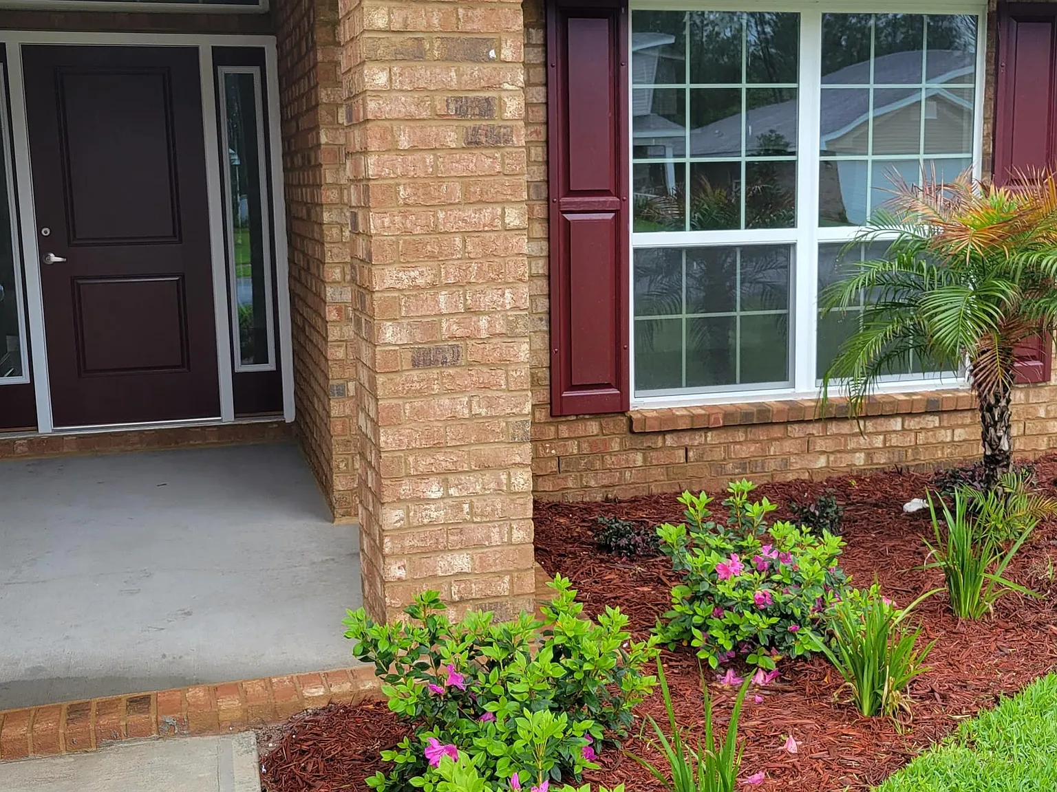 4 bed, 1869 sqft, $2,300 — Photo 3