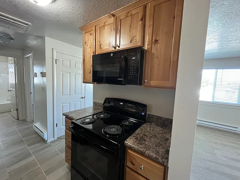 460 N 50 E — Photo 5