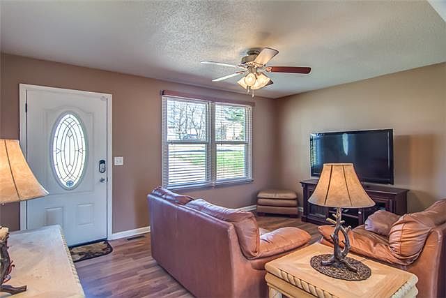 1st image of 222 Cinderella Ln