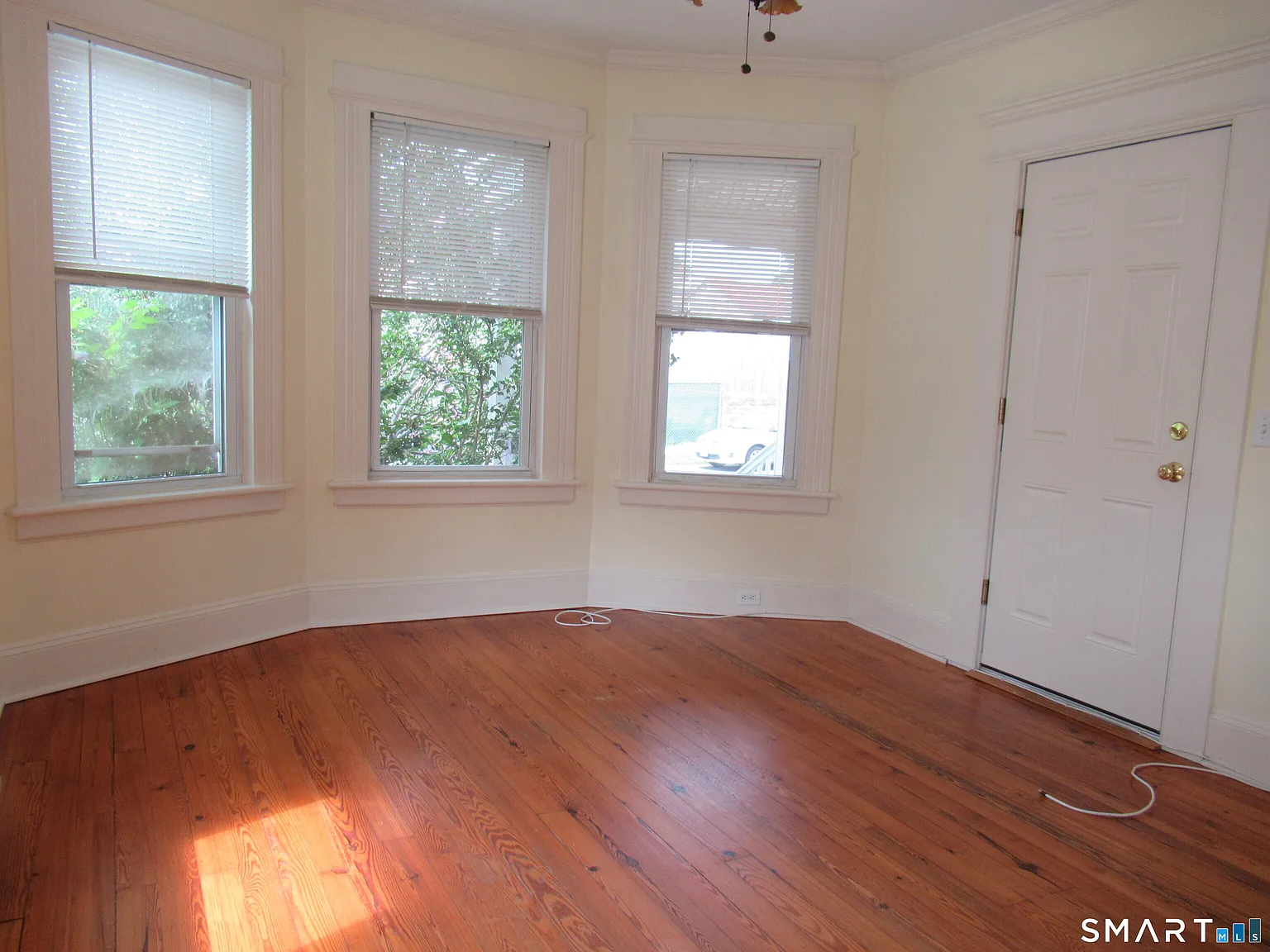 2 bed, 1.0 bath, 910 sqft, $2,100 — Photo 4