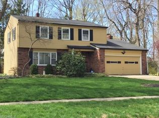 228 James Cir, Avon Lake, OH 44012