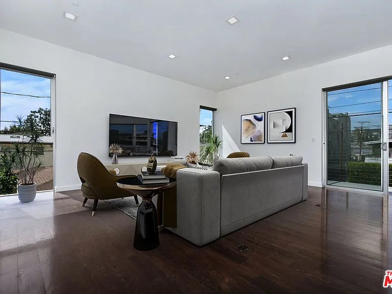11610 Ohio Ave #1 — Photo 10