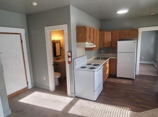 14 Main St #11, Hinsdale, NH 03451