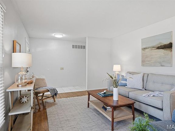 4th image of 1780 Wishingwell Dr