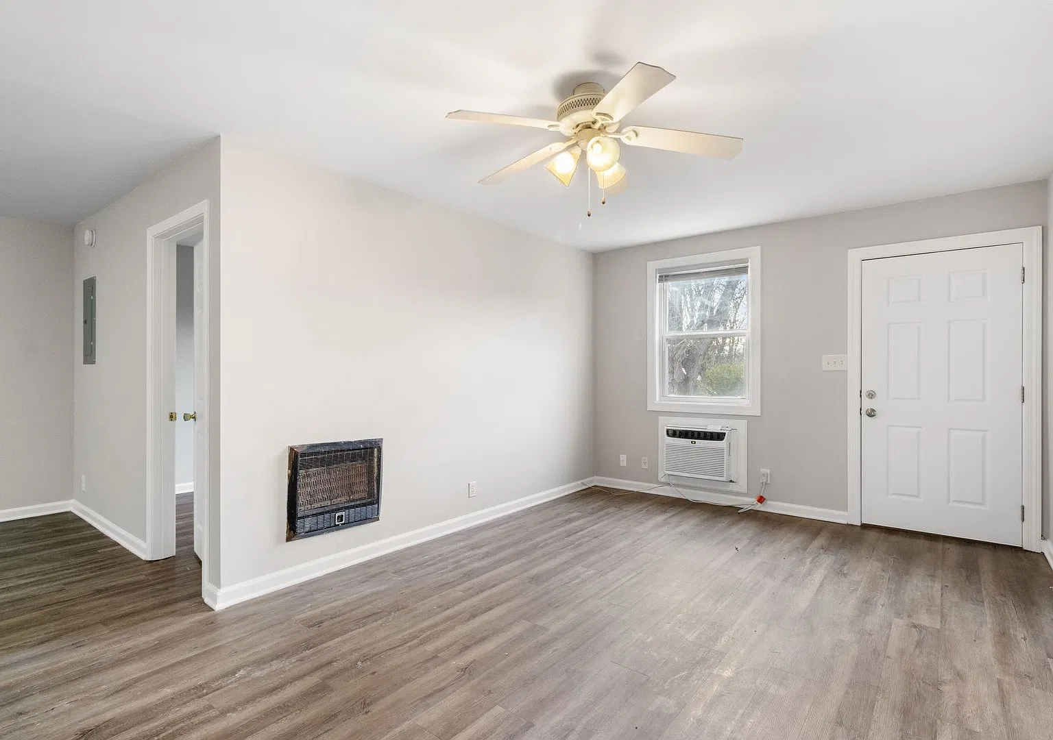 Dortch/Bradley St Apartments — Photo 3