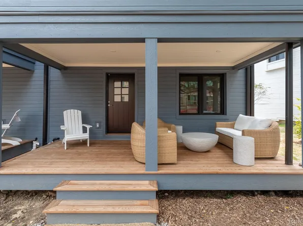 2280 Greenway Trl, Ann Arbor, MI 48104