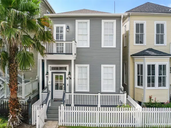 1605 Market St, Galveston, TX 77550