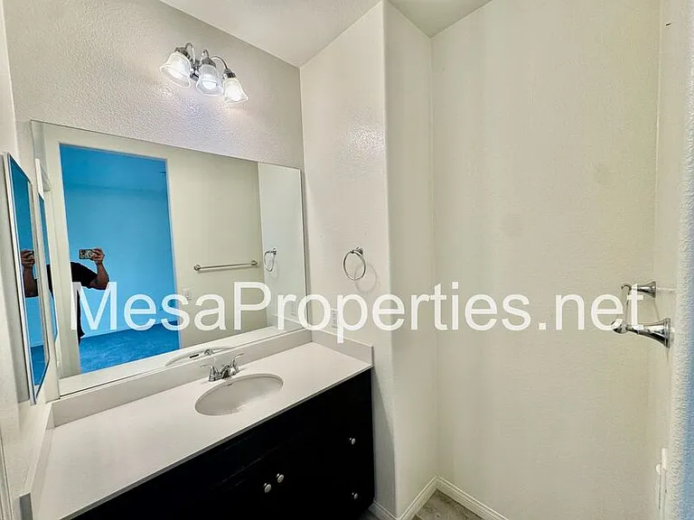 795 Hazel Way — Photo 20