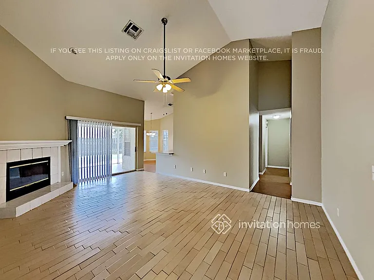 927 Silverton Loop — Photo 4