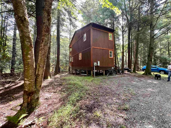 415 Ransbottom Way, Bowden, WV 26254