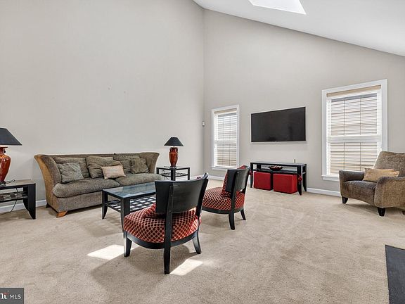 4th image of 10106 Bartley Way